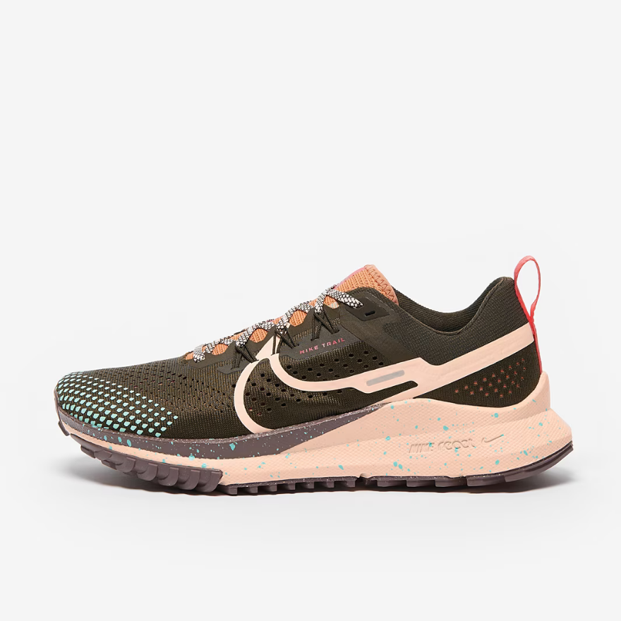 Nike Womens React Pegasus Trail 4