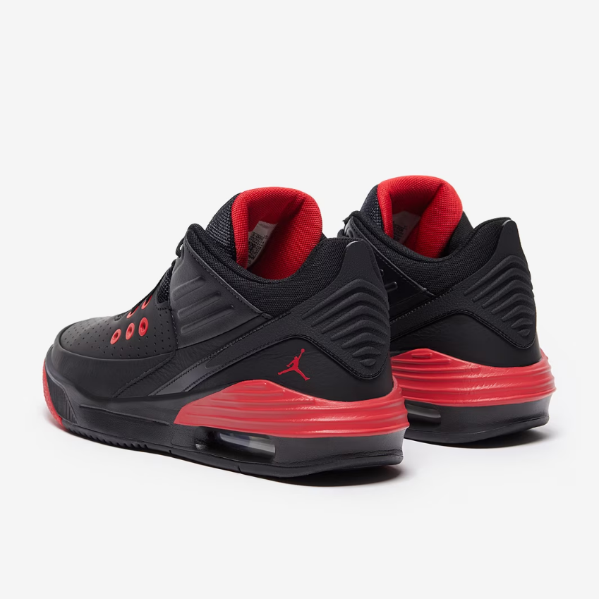 Jordan Max Aura 5Black/University Red