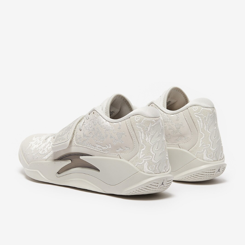 Jordan Zion 3 SELight Bone/Sail/Volt