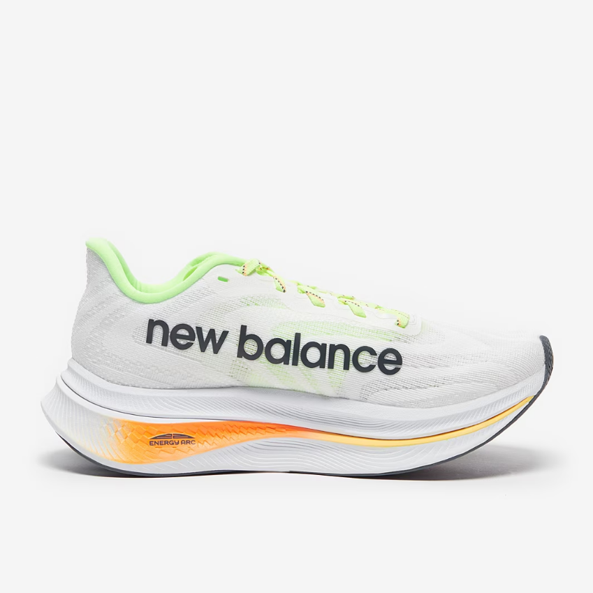 New Balance Womens FuelCell SuperComp Trainer v2White