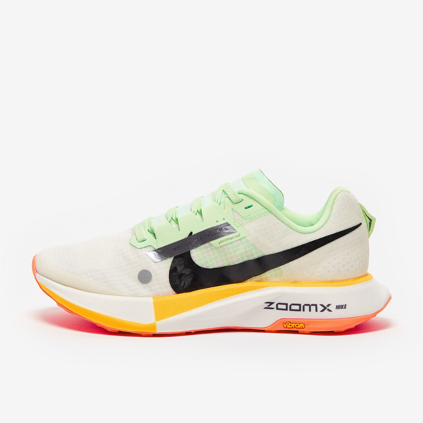 Nike Womens ZoomX UltraflySummit White/Black-Vapor Green