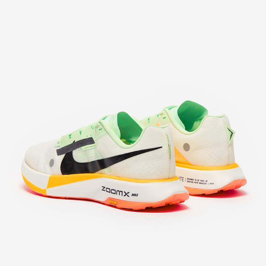 Nike Womens ZoomX UltraflySummit White/Black-Vapor Green