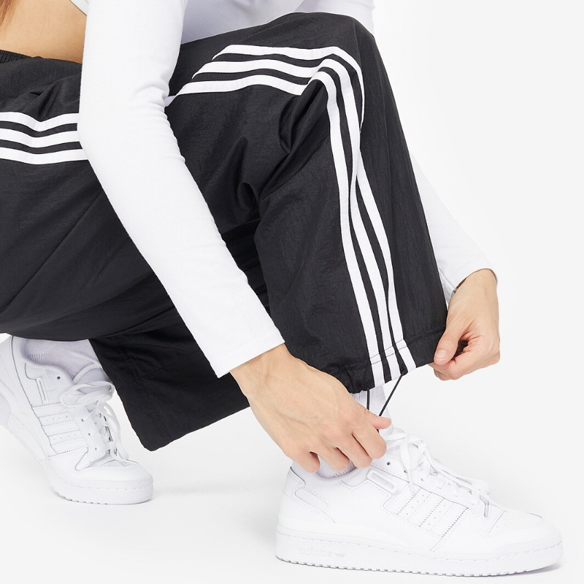 adidas Originals Womens CS Woven PantsBlack