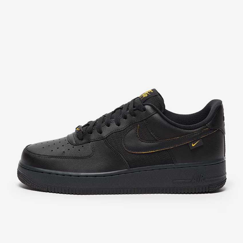 Nike Sportswear Air Force 1 '07Black/University Gold/Dark Smoke Grey