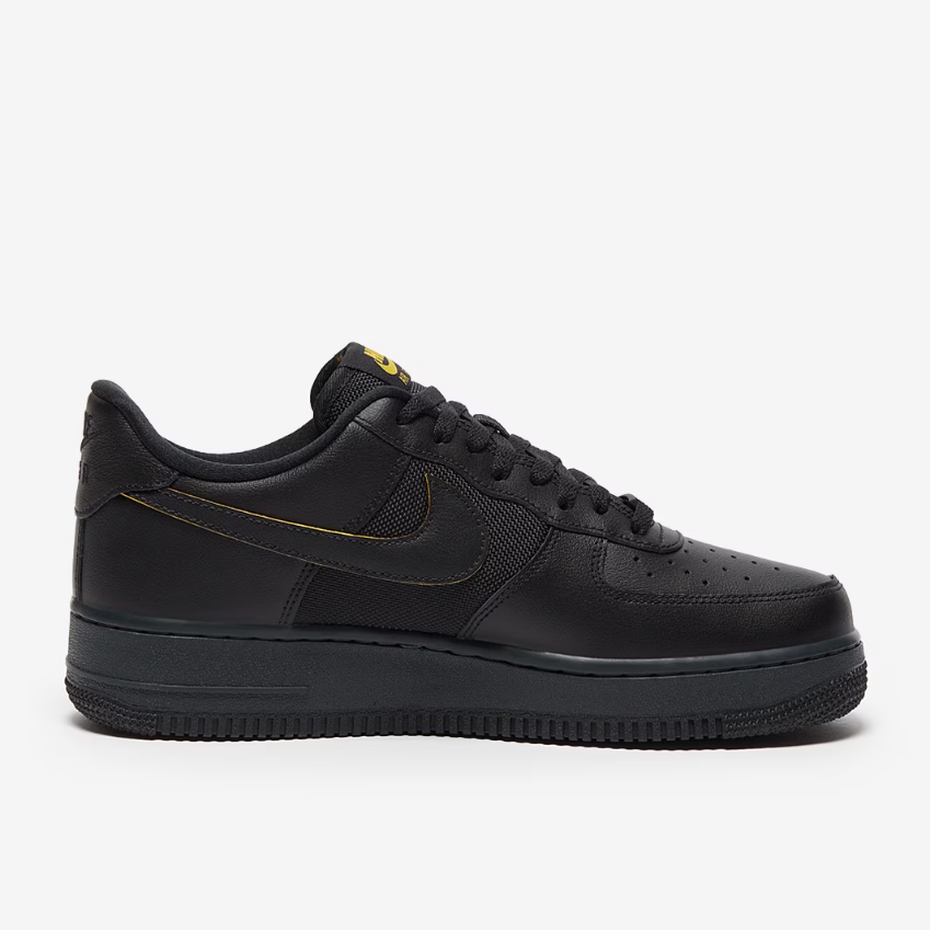 Nike Sportswear Air Force 1 '07Black/University Gold/Dark Smoke Grey