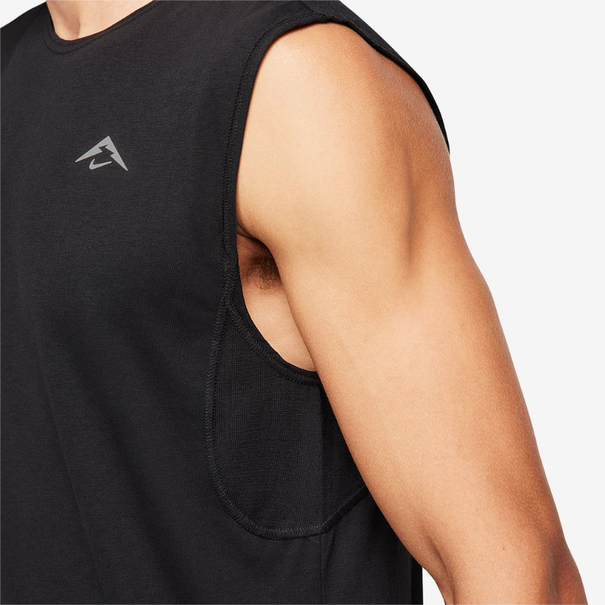 Nike Dri-FIT Solar Chase SingletBlack/Anthracite/Summit White