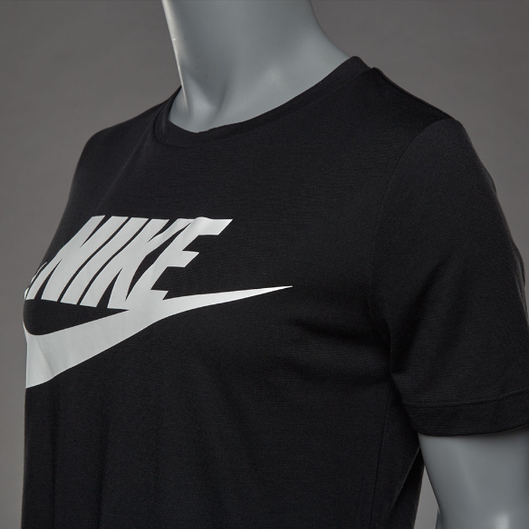 Nike Sportswear Womens Essentials Tee - Black