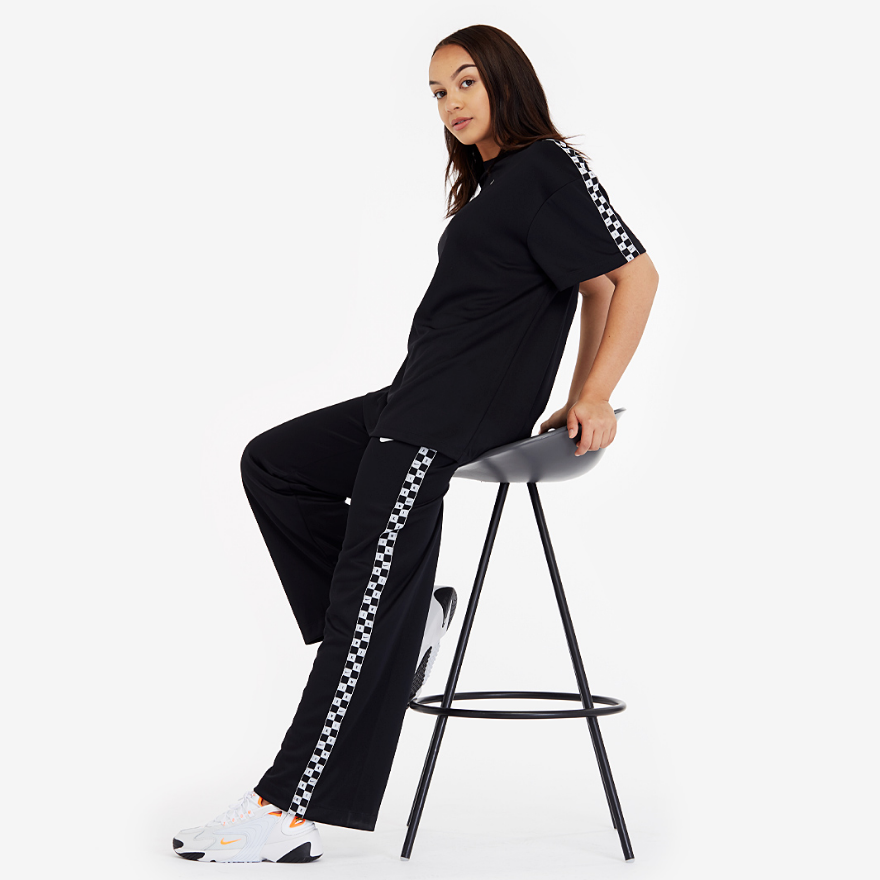 Nike Womens Sportswear Top