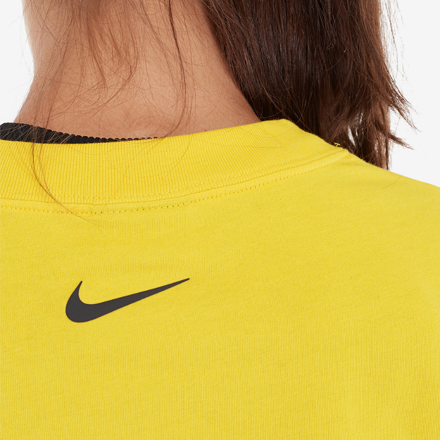 Nike Womens Sportswear Top LS Crop