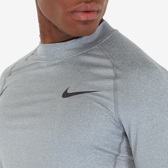 Nike Pro Tight-Fit LS Top