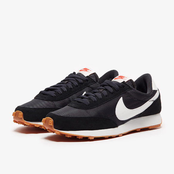 Nike Womens Daybreak