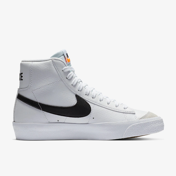 Nike Sportswear Blazer Mid 77 Older Kids (GS) - White/Black/Team Orange