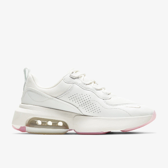 Nike Sportswear Womens Air Max Verona - Summit White/Light Orewood/Fossil