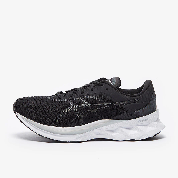 ASICS Novablast