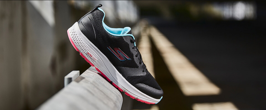 Skechers Womens Go Run Consistent Fearsome