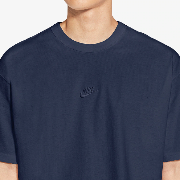 Nike Sportswear Premium Essential Tee