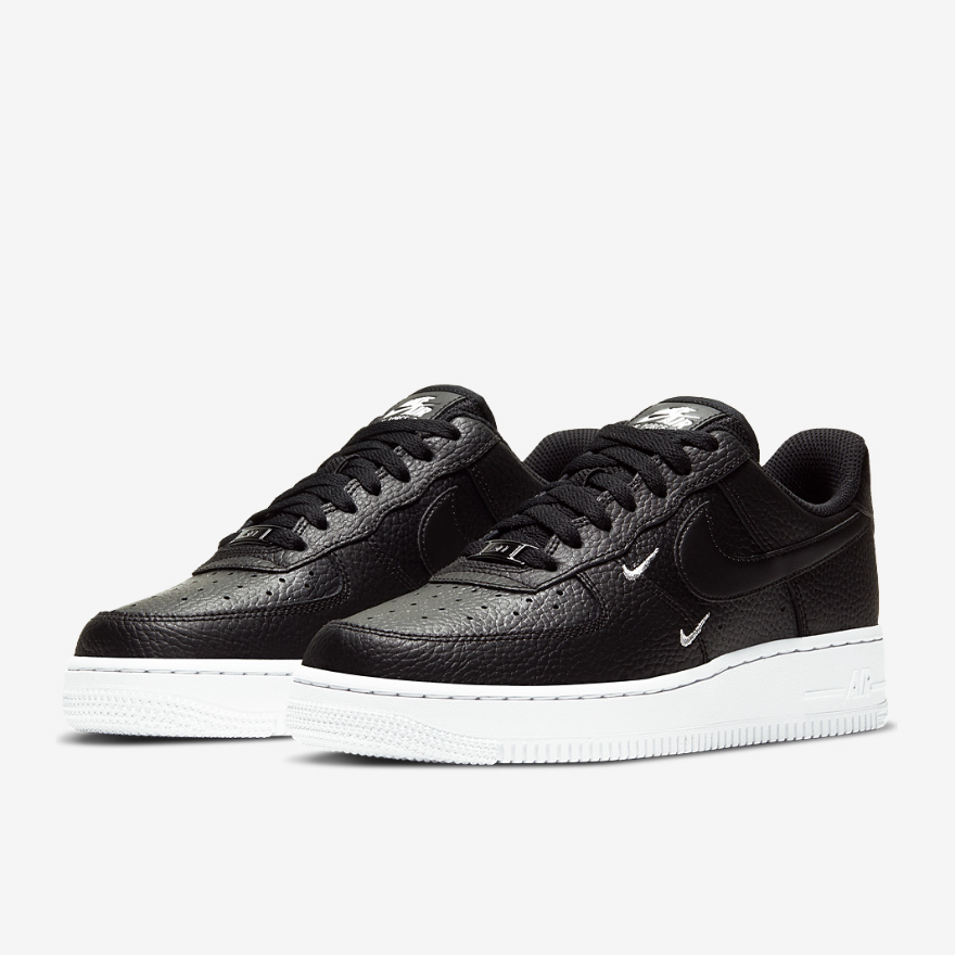 Nike Sportswear Womens Air Force 1 07 Essential