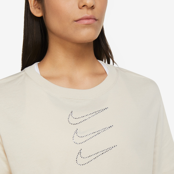 Nike Womens Sportswear Tee