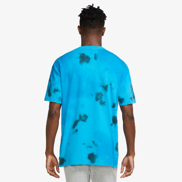 Nike Sportswear Premium Essential Tee