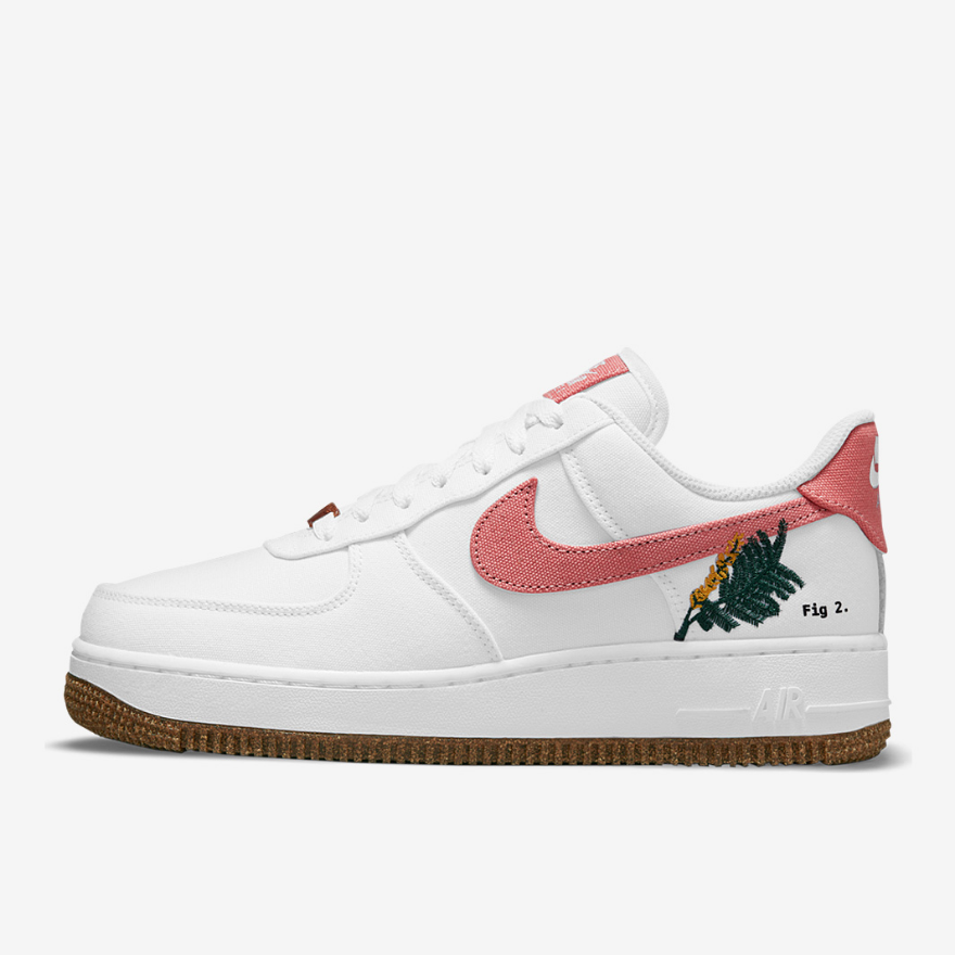 Nike Sportswear Womens Air Force 1 07 SE - White/Light Sienna/White