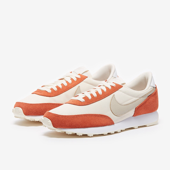 Nike Sportswear Womens Daybreak