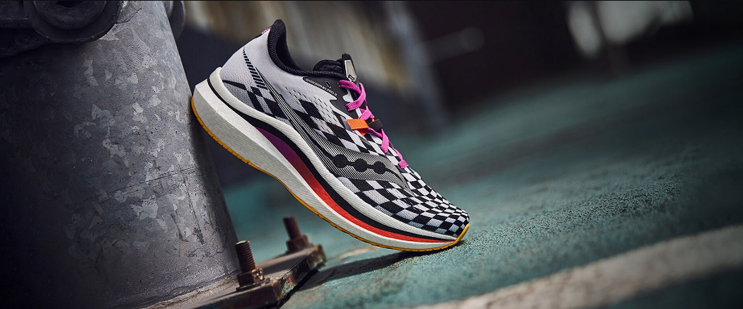 Saucony Womens Endorphin Pro 2