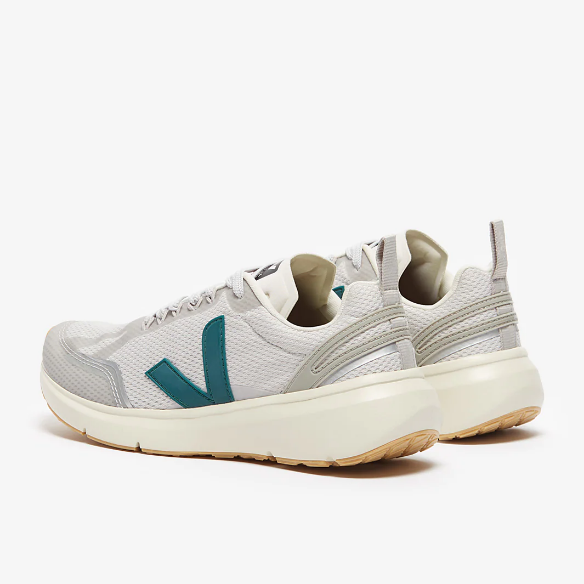 VEJA Womens Condor 2
