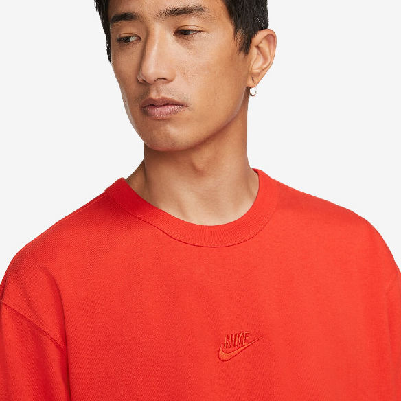 Nike Sportswear Premium Essential Tee