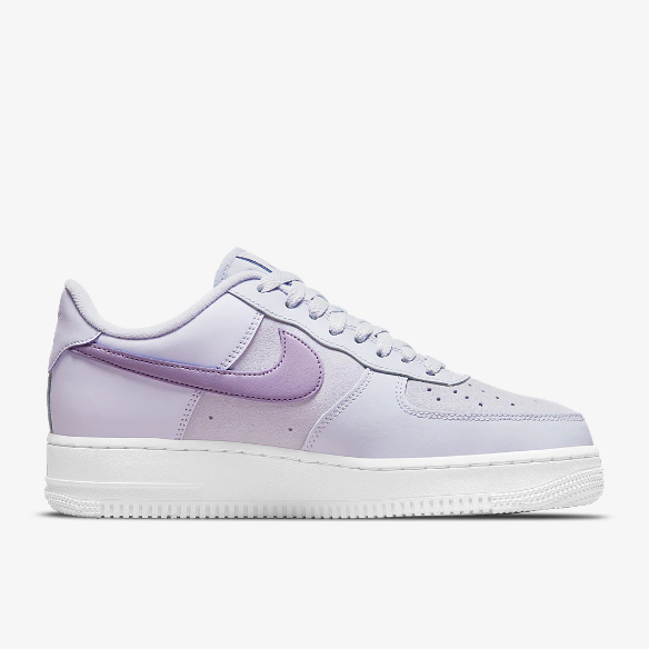 Nike Sportswear Womens Air Force 1 07 Essential