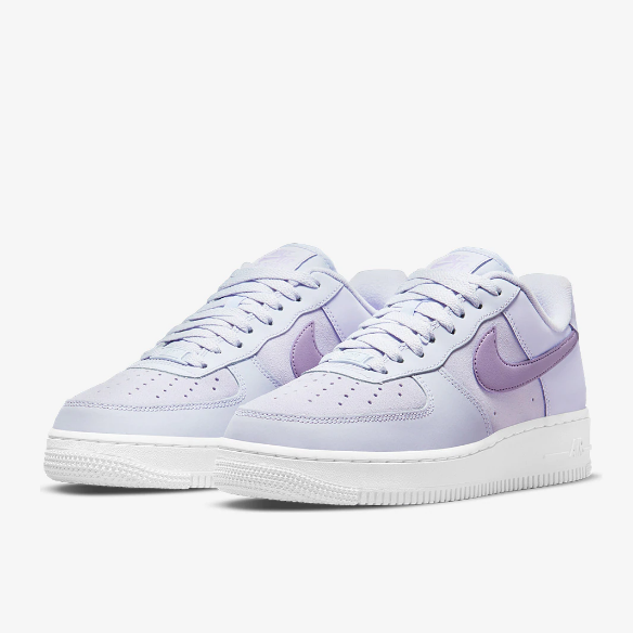 Nike Sportswear Womens Air Force 1 07 Essential