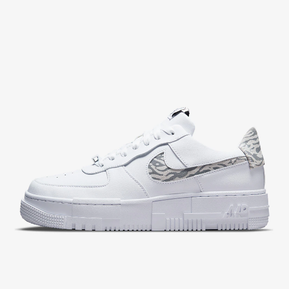 Nike Sportswear Womens Air Force 1 Pixel SE