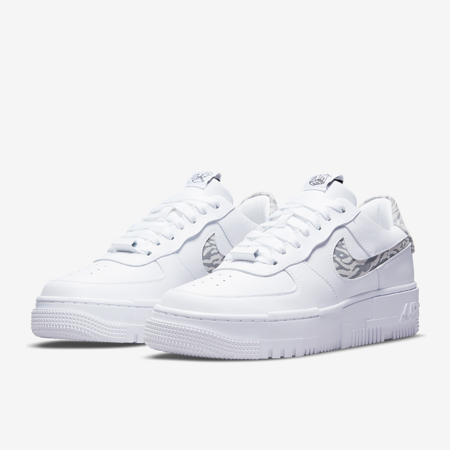 Nike Sportswear Womens Air Force 1 Pixel SE