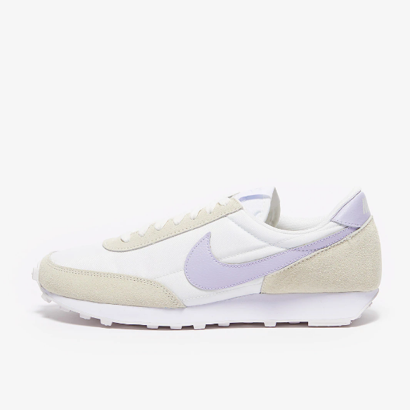 Nike Sportswear Womens Daybreak