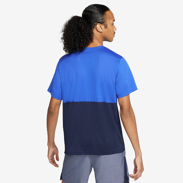 Nike Dri-FIT Breathe T-Shirt