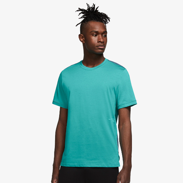 Nike Dri-FIT T-Shirt