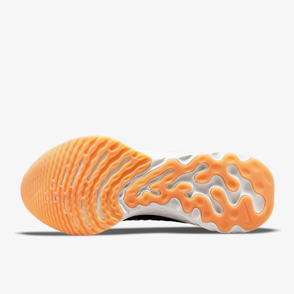 Nike Womens React Infinity Run Flyknit 2