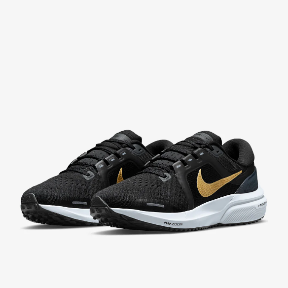 Nike Womens Air Zoom Vomero 16