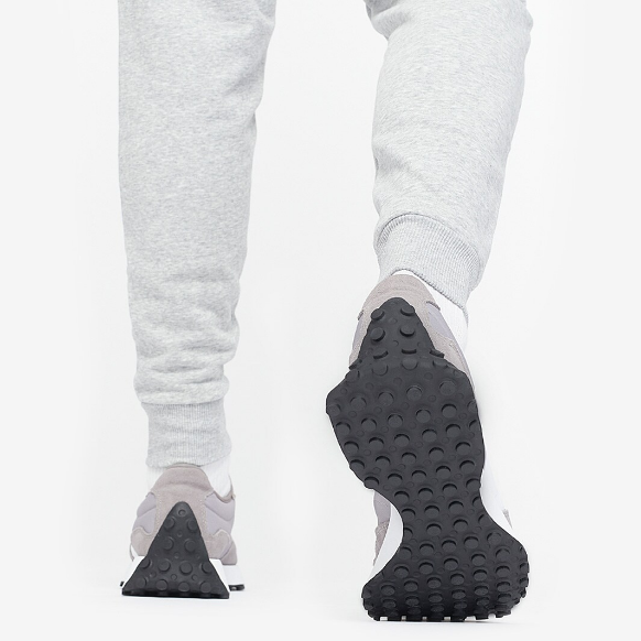 New Balance Hoops Essential Pant