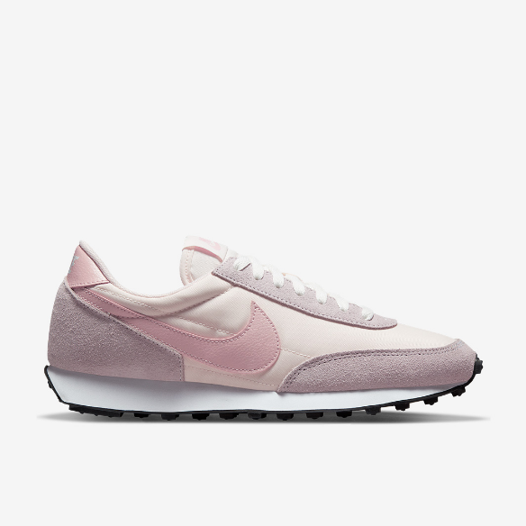 Nike Sportswear Womens Daybreak