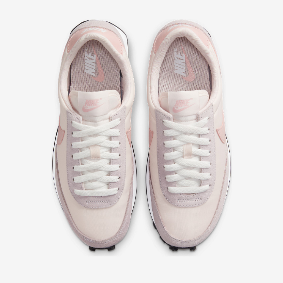 Nike Sportswear Womens Daybreak