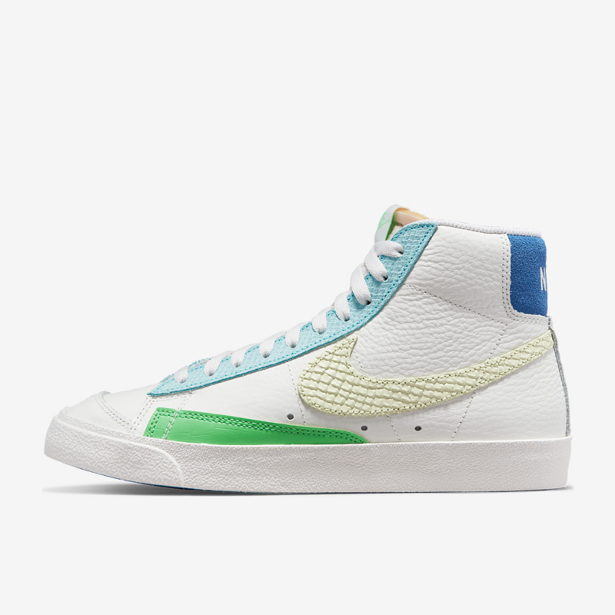 Nike Sportswear Womens Blazer Mid 77