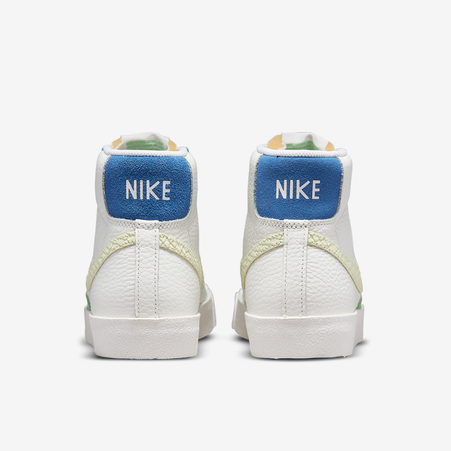 Nike Sportswear Womens Blazer Mid 77