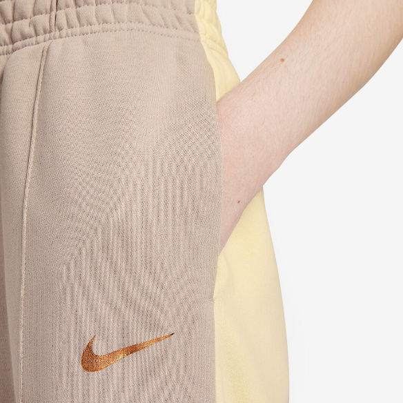 Nike Sportswear Womens Essential Pants