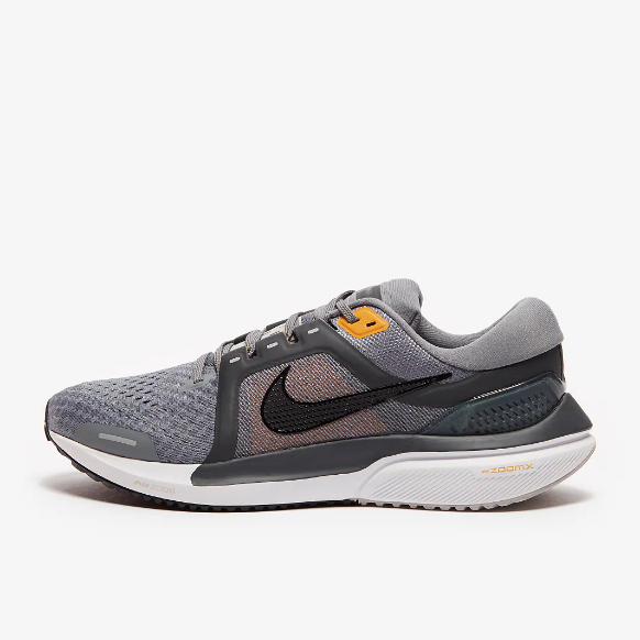 Nike Air Zoom Vomero 16