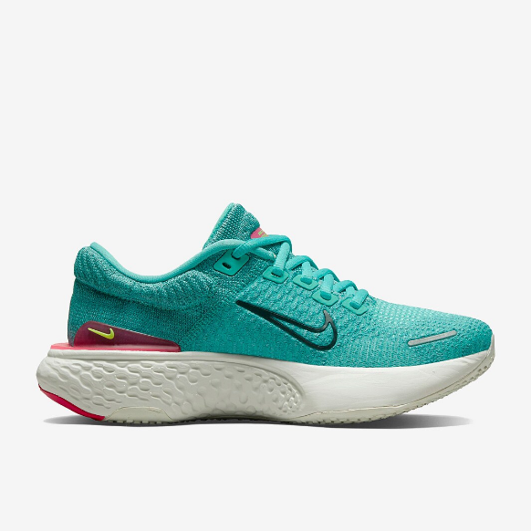 Nike Womens ZoomX Invincible Run Flyknit 2