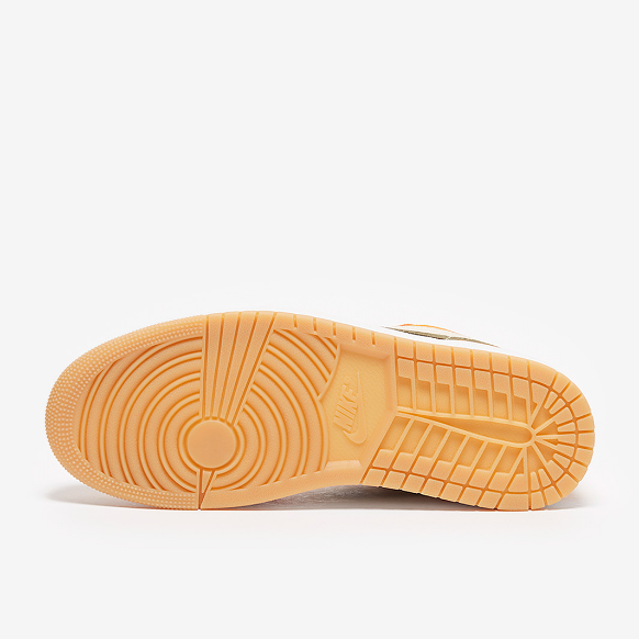 Air Jordan 1 Low SE
