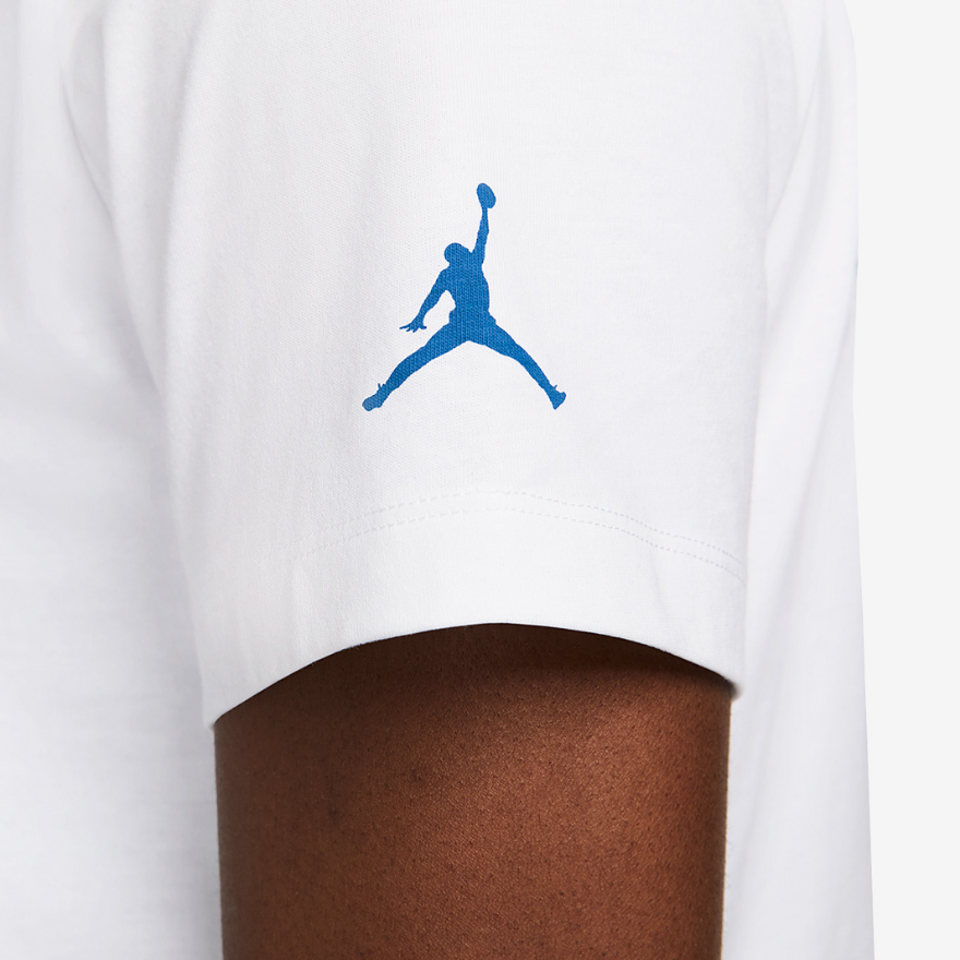 Jordan Flight Essentials Graphic Tee