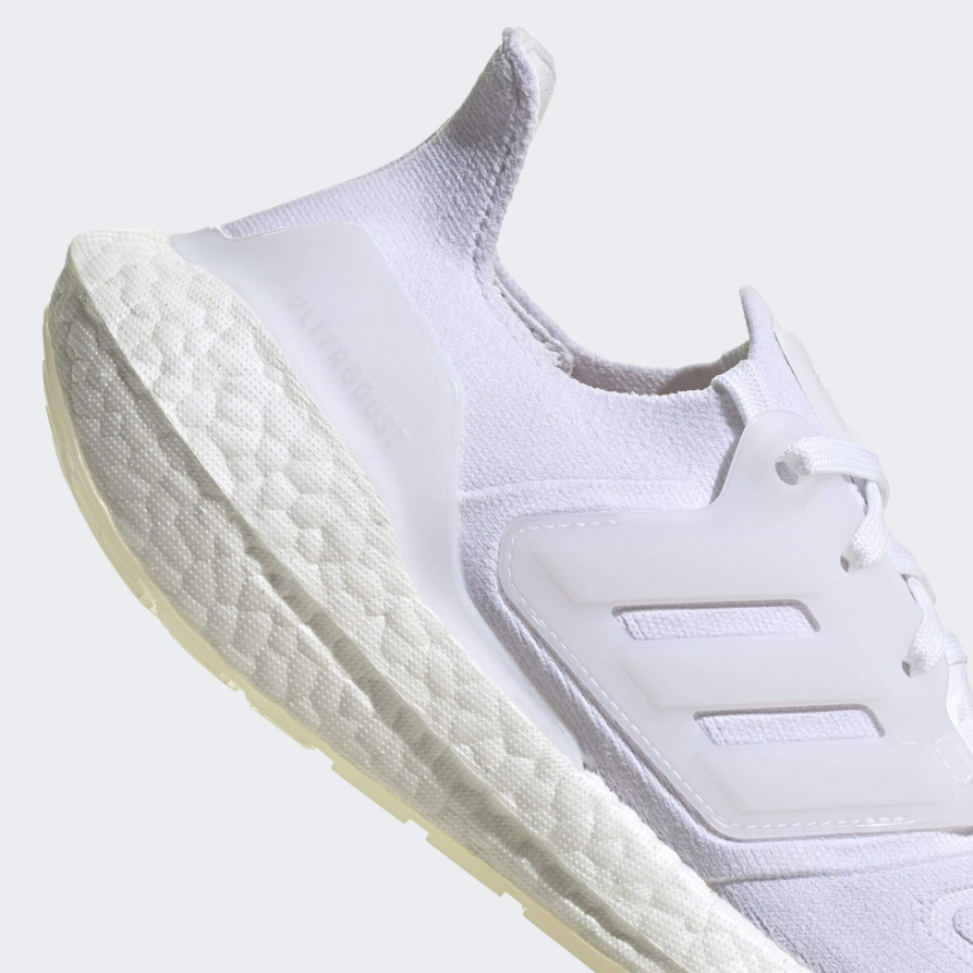 adidas Womens Ultraboost 22