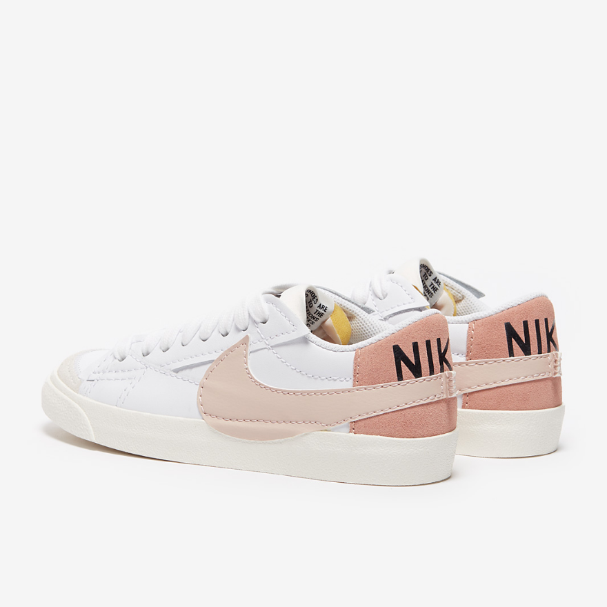 Nike Sportswear Womens Blazer Low 77 Jumbo