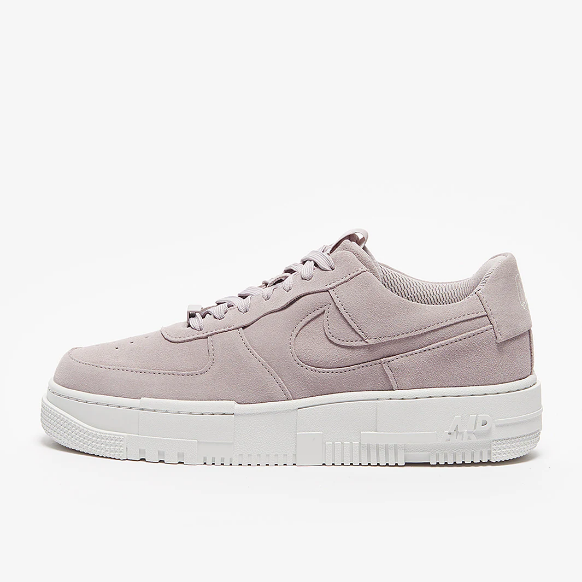 Nike Sportswear Womens Air Force 1 Pixel